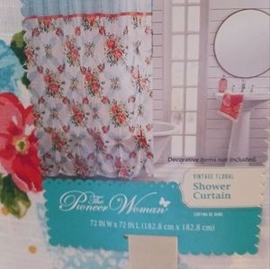 Pioneer woman shower curtain